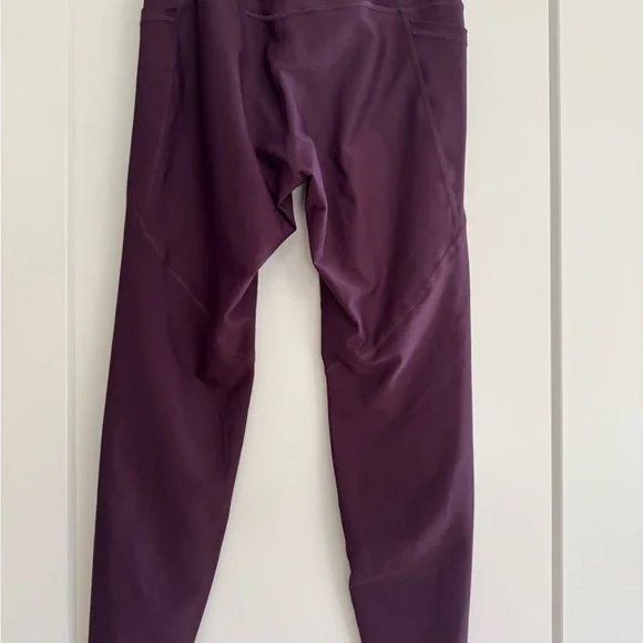 Old Navy | High Waisted Elevate 7/8 Leggings, Size L - Picture 2 of 7